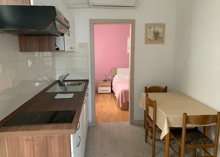 Ostanek Apartamento *